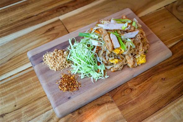 Pad Thai v/høsnakjøti